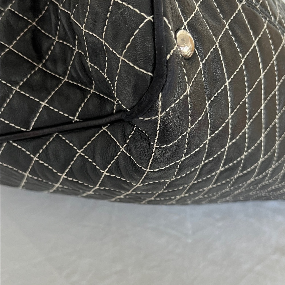 Ferragamo Black Quilted Leather Handbag - Picture 14 of 15